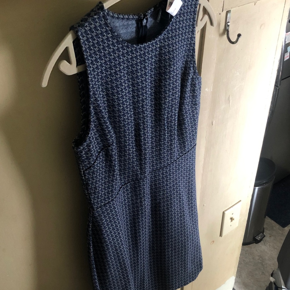 Elegant Blue Sleeveless Dress